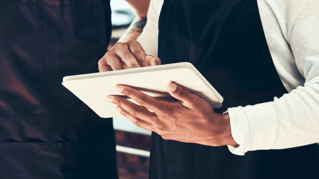 Melhor software para sal&otilde;es de pequena dimens&atilde;o: como escolher a plataforma certa