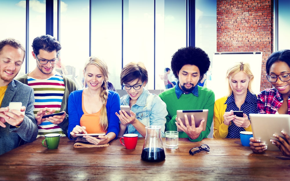 Cursos online para cabeleireiros e barbeiros: o guia completo da forma&ccedil;&atilde;o em 2026