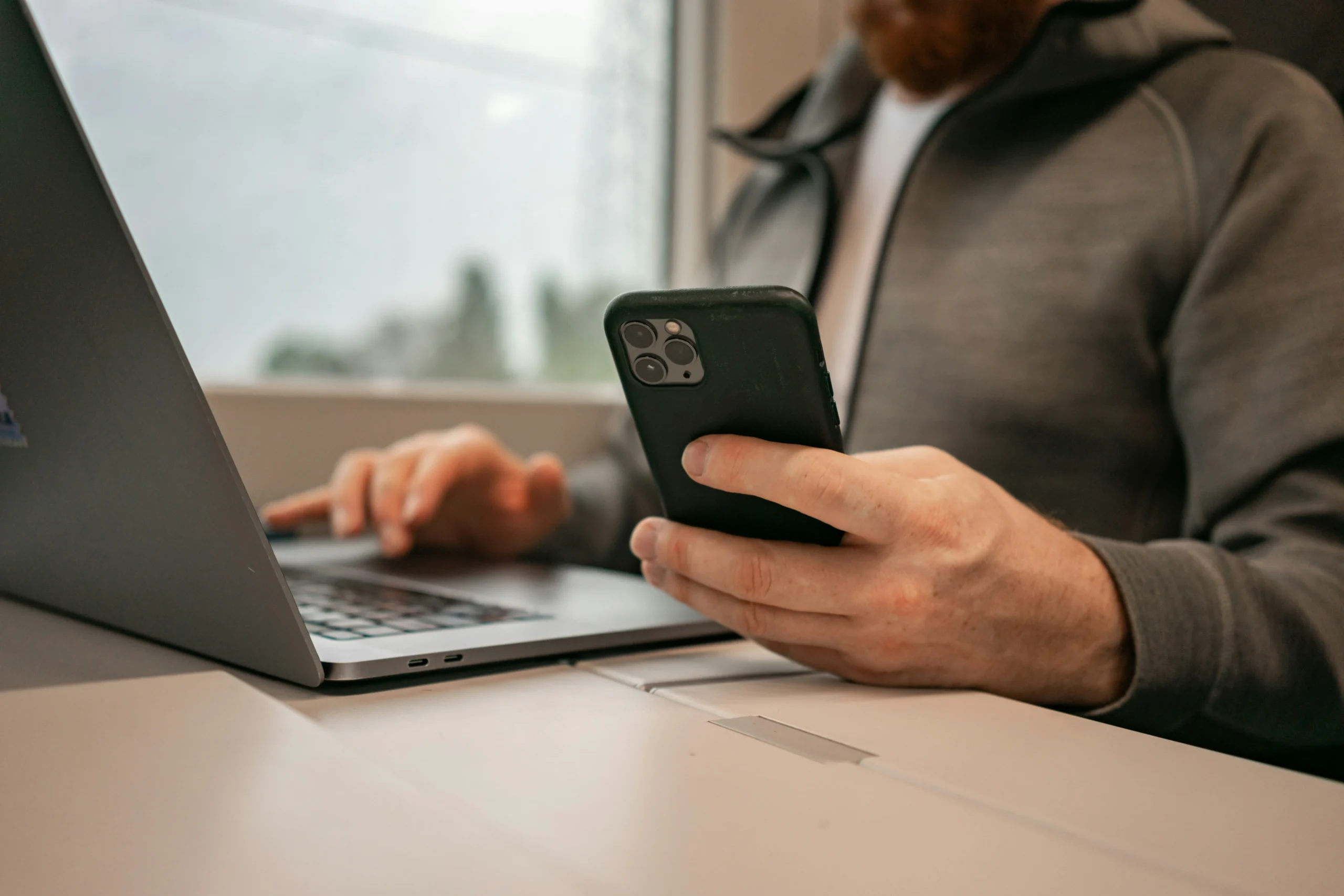 Marca&ccedil;&otilde;es online para sal&otilde;es: porque contam e como faz&ecirc;-las bem